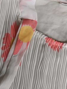 Floral Print Tie-Front Blouse