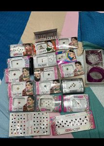 nails paint , lipstick and bindi set of 15