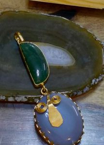 Semi-precious stone pendant