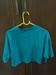 Green Solid drop Shoulder Sleeves Oversized