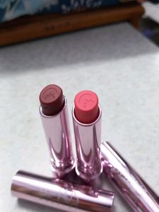 Lotus Lipsticks With Free Gift