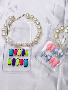 Press-On Nail Set