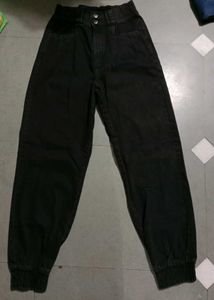 Black Jogger Jeans