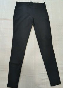 Rarely Used Smart Black Pants With 2 Back Pockets