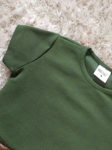 Green Cropped Top