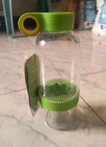 Juice Maker And Bottle 2 In 1
