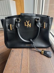 LYN Black Handbag