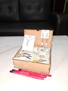 Accessories Set