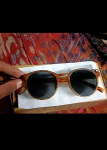 Tortoise Shell Round Sunglasses