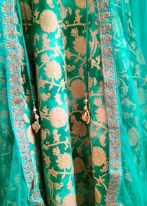 Like New Party Wear Gown With Slug