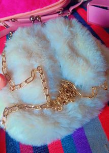 Fluffy Clutch