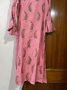 Two piece set including beautiful kurta and palazz