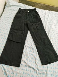 Wide Leg Cargo Pants