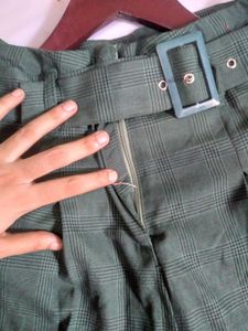 BUY 2 GET 1 FREE / Green belted pants