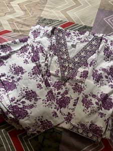 Floral Embroidered Kurta