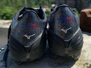 Mizuno Alpha