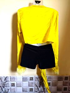 BOGO🎁Buy One Get 1 Free🎁Yellow Tie-Front Top