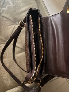 Very Beautiful And Classy Bag From Stellitoes .