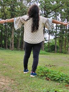 Frill Top