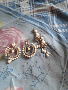 Beautiful 2 Earrings And 1 Pendant With Chain