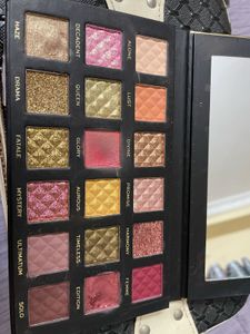 Eyeshadow Palette