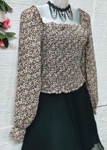 SizeM/L🎁Buy 2 Get 1 Free 🎁Floral Long Sleeve Top