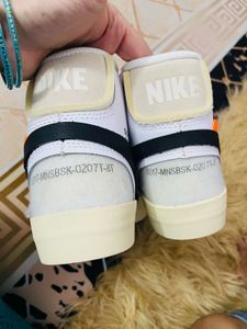 Nike Sneakers