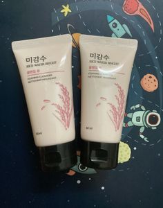 The face shop rice water bright foaming cleanser