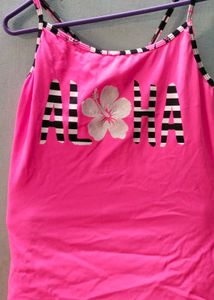Swimming top with lining and adjustable straps