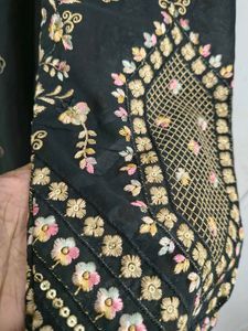Beautiful Black Embroidered Kurta Set