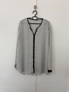 Patterned Black & White Top