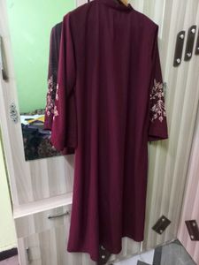 Maroon Abaya