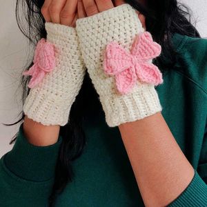 Crochet Bow Gloves