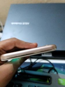 Vivo Y 35 4/64 At Good Conditions No Scratch On Sc