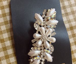 Pearl &amp; Rhinestone Flower Hair Clip