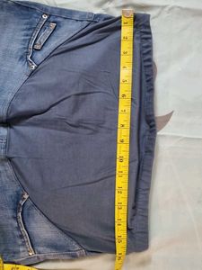 Maternity Jeans ( Worn Only Once)