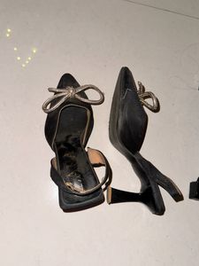 Sequins Bow Heels