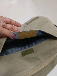 Side Shoulder Bag.