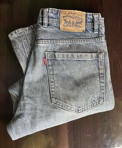 Levis jeans