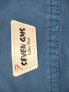 Stylish Blue Denim Skinny Jeans for Women