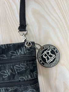 2 (brown/black) sling Crossbody Bag