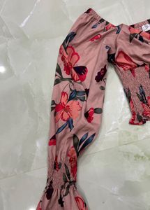 Street Style Store Floral Top | Size XS