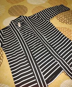 Women Black And White Shrug
