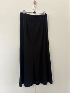 Comfortable Black Skirt