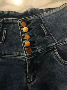 3 Quater Jeans