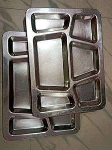 4 Qty Of Multipocket Plates
