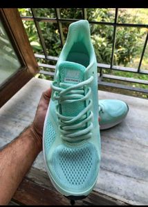 Nike Guide 10