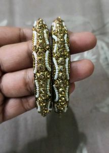 Set Of 4 Types Bangles