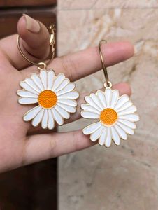White Sunflower Hoops 🌻🤍