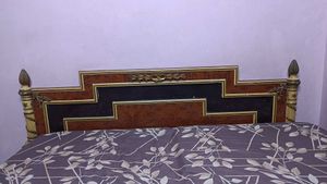 Queen Size Double Bed With Dressing Table.